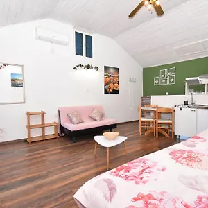 Skoric Volosko Apartment